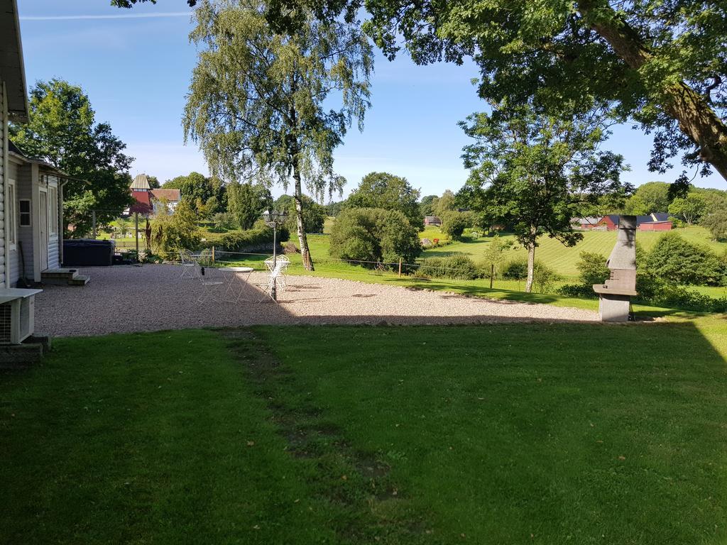 ByskolansvandrarhemBronnestad エクステリア 写真